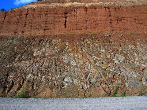 system of impact breccia dikes Paleozoic siltstones Lechago storage reservoir Rubielos de la Cérida impact