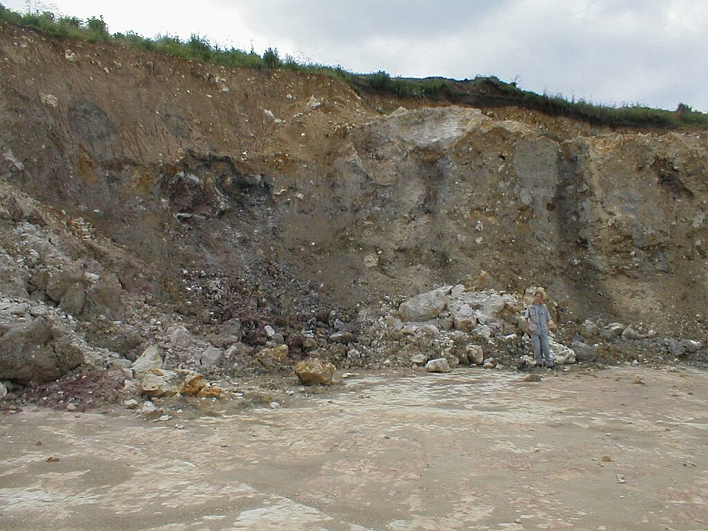 Ries crater ejecta Bunte breccia Gundelsheim