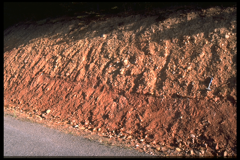 exposure of the Pelarda Fm. ejecta, intercalated Buntsandstein megaclast,Azuara impact structure